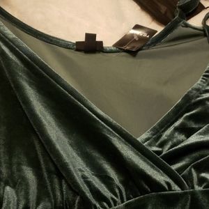 Velvet Slit Shoulder Fancy Top